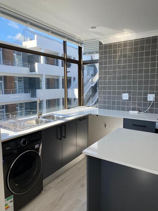 To Let 3 Bedroom Property for Rent in Bantry Bay Western Cape
